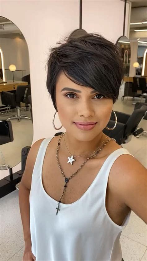 latina short hair|591 photos et images de Latina Woman Short Hair